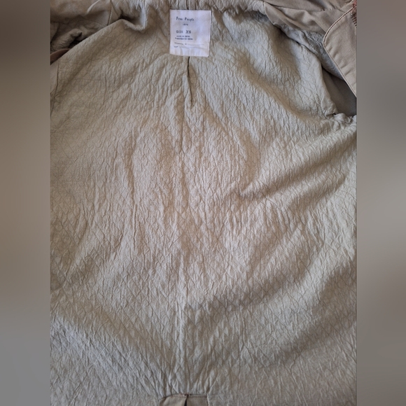 FREE PEOPLE Tapestry Canvas Jacket Runs Large - Picture 12 of 12